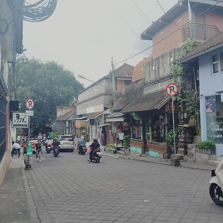 Sudana Homestay Убуд Экстерьер фото